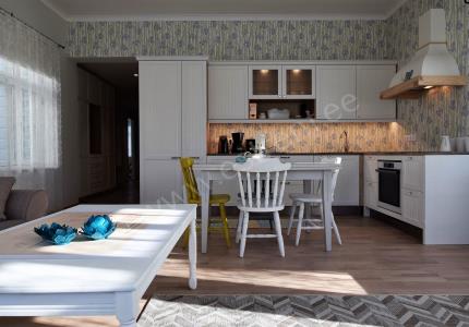 Vierzimmerwohnung 10 - Roosi